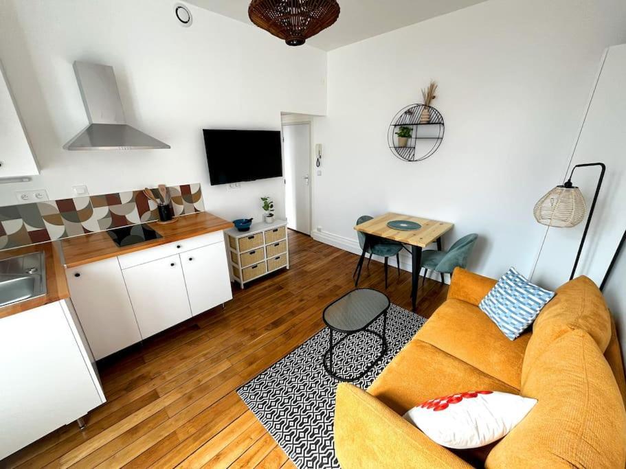 Le Diptik - T2 Hyper Centre - Proche Gare - Fibre - Netflix Apartment Chateauroux Ngoại thất bức ảnh
